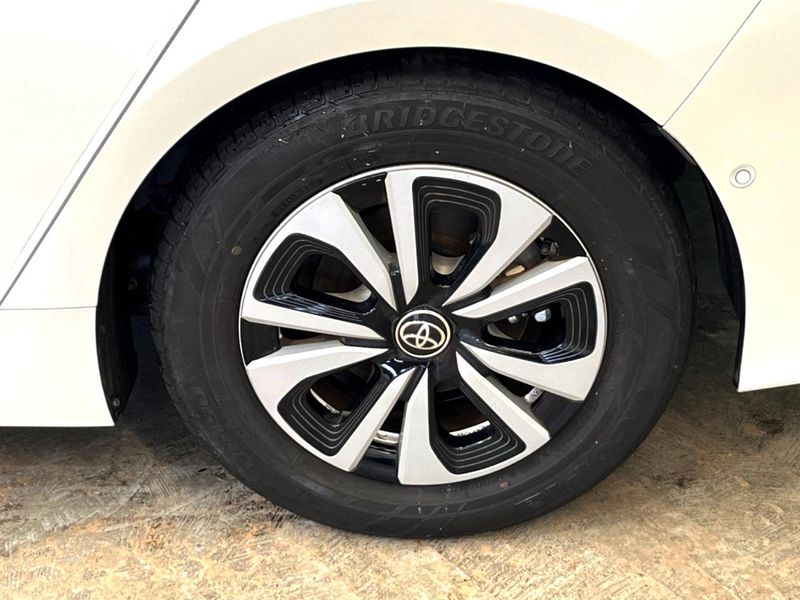 2019 Toyota Prius PHV DLA-ZVW52 (UW-6aa4c578c5486)[6]