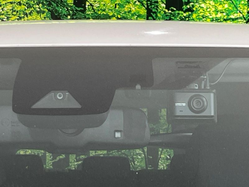 2016 Toyota Prius DAA-ZVW55 (UW-6aa4c5798d641)[7]