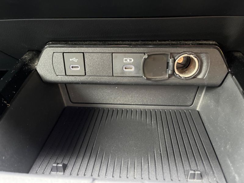 2023 Toyota Prius 6AA-ZVW60 (UW-6aa4c57b422d5)[18]