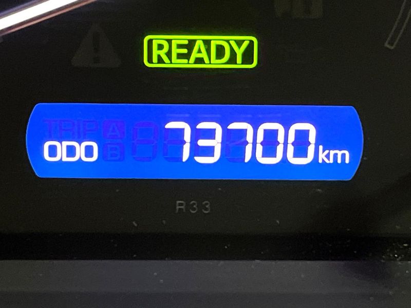 2016 Toyota Voxy DAA-ZWR80G (UW-6aa4c58300c03)[2]