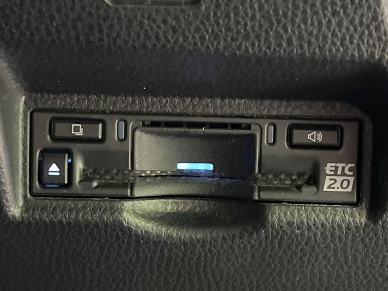 2023 Toyota Noah 6AA-ZWR90W (UW-6aa4c58d8fa3c)[20]