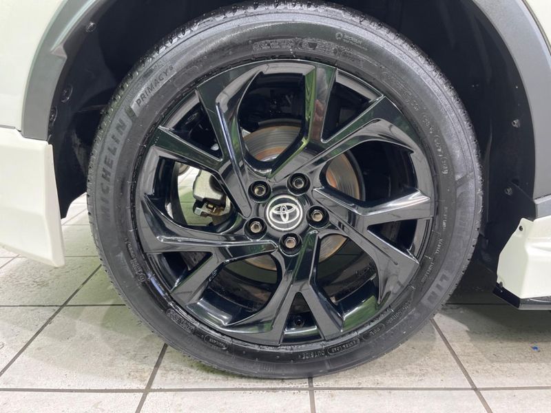 2020 Toyota C-HR 6AA-ZYX11 (UW-6aa4c59c62dc5)[22]