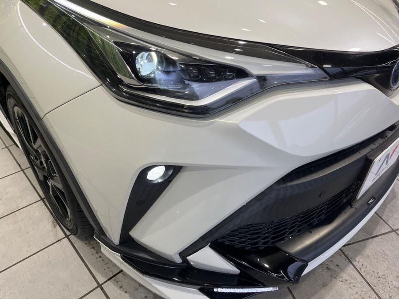 2020 Toyota C-HR 6AA-ZYX11 (UW-6aa4c59c62dc5)[24]