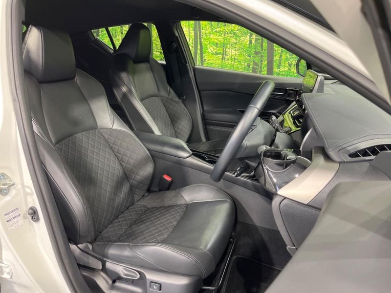 2020 Toyota C-HR 6AA-ZYX11 (UW-6aa4c59c62dc5)[29]