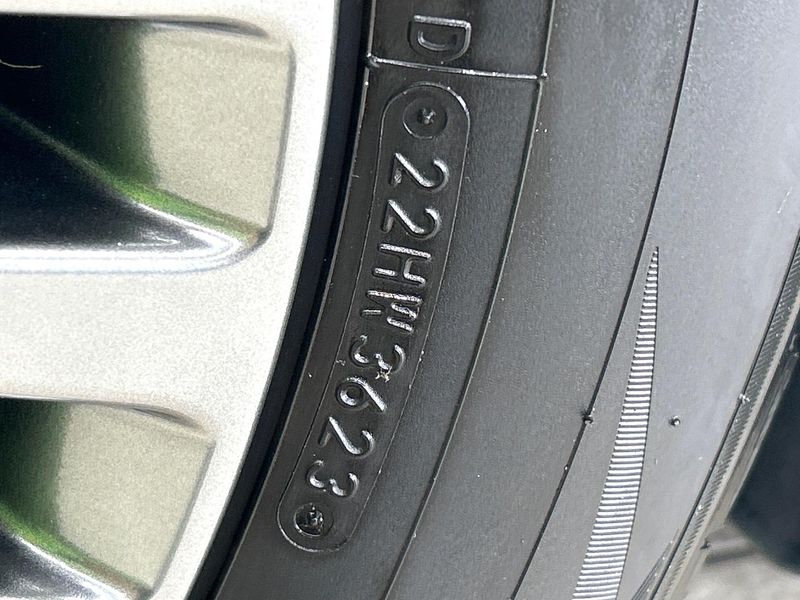 2023 Toyota Alphard Hybrid 6AA-AAHH40W (UW-6aa6128bda108)[18]
