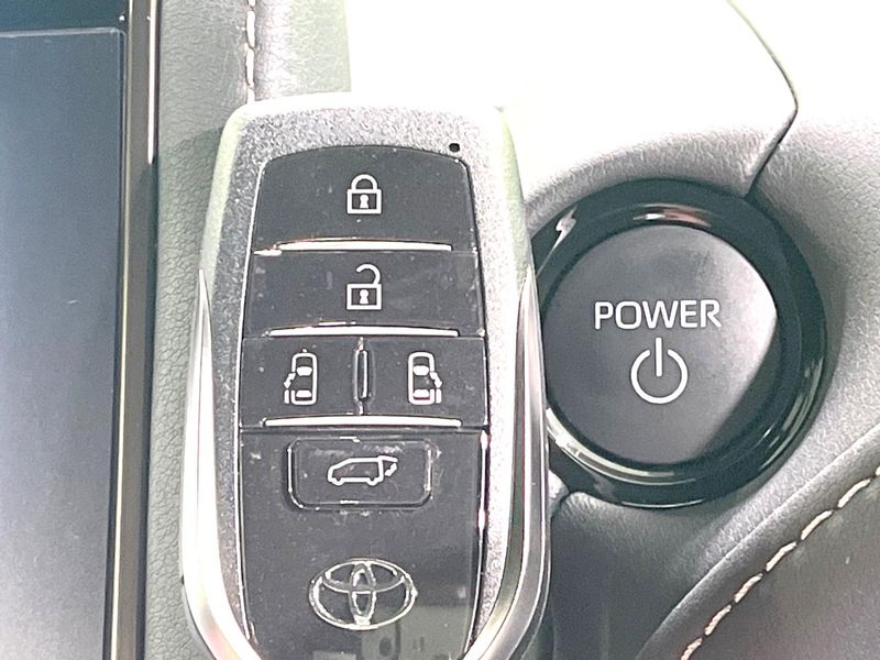 2025 Toyota Vellfire Hybrid 6AA-AAHH40W (UW-6aa6128ee2557)[10]
