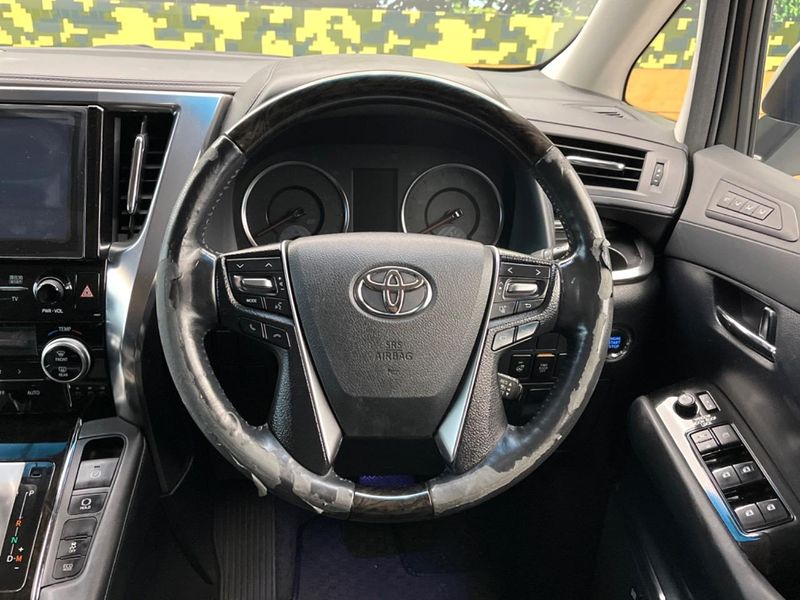 2016 Toyota Alphard DBA-AGH30W (UW-6aa6129d7f938)[24]