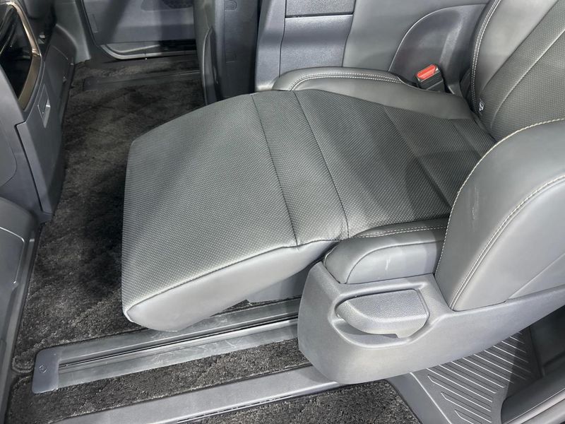 2024 Toyota Alphard 3BA-AGH40W (UW-6aa612b74ebc3)[17]