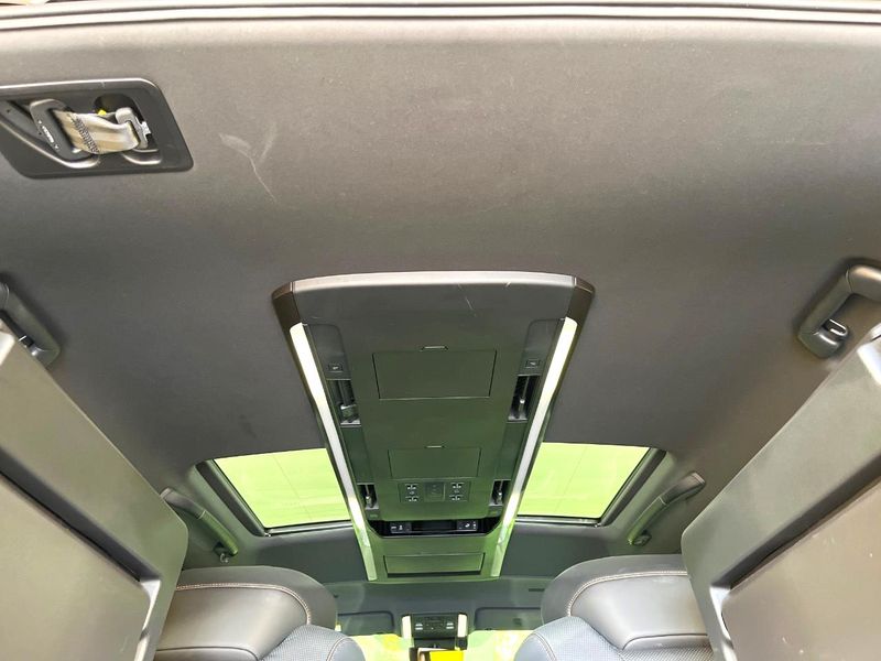2024 Toyota Alphard 3BA-AGH40W (UW-6aa612babc24b)[24]