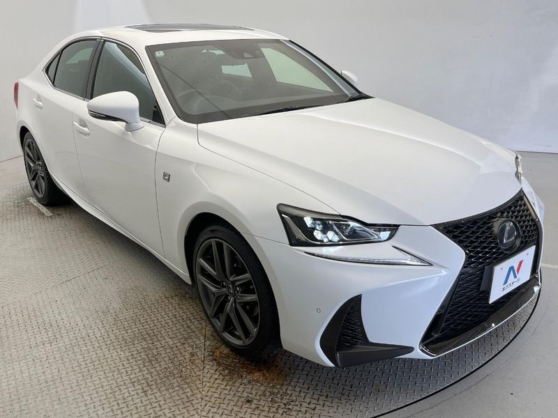 2018 Lexus IS DAA-AVE30 (UW-6aa612c8dbbc2)[11]