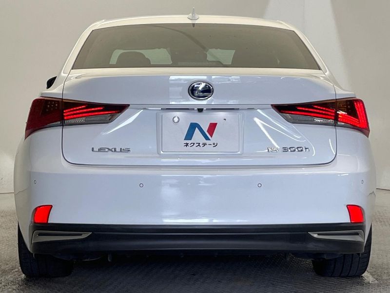 2018 Lexus IS DAA-AVE30 (UW-6aa612c8dbbc2)[15]