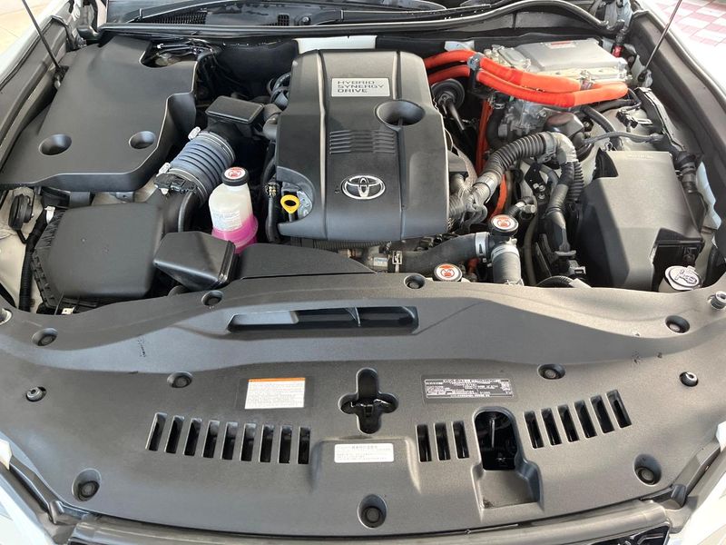 2017 Toyota Crown Hybrid DAA-AWS210 (UW-6aa612cc38004)[11]