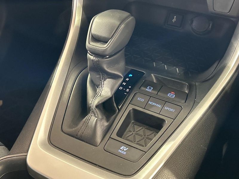 2022 Toyota RAV4 6AA-AXAH52 (UW-6aa612cd8bb7c)[16]