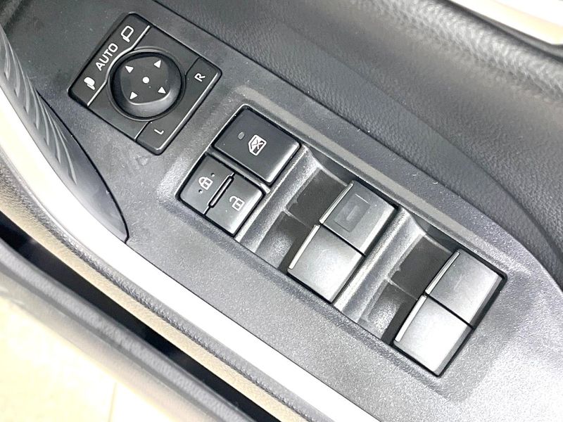 2023 Toyota RAV4 6AA-AXAH54 (UW-6aa612ce7d053)[29]
