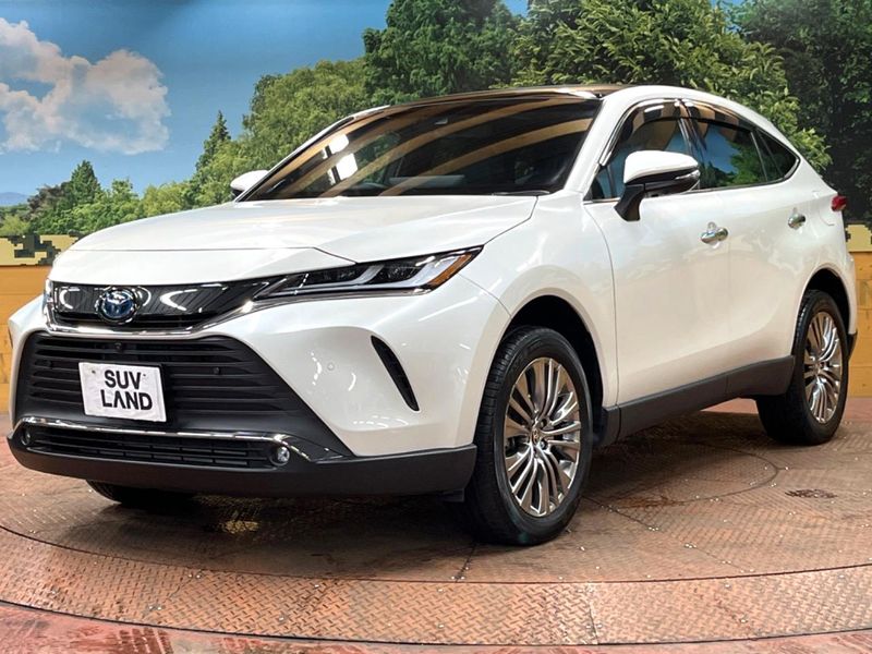 2020 Toyota Harrier Hybrid 6AA-AXUH80 (UW-6aa612d899ce2)[11]