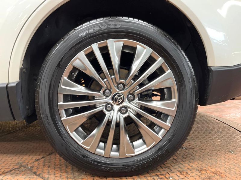 2020 Toyota Harrier Hybrid 6AA-AXUH80 (UW-6aa612d899ce2)[25]
