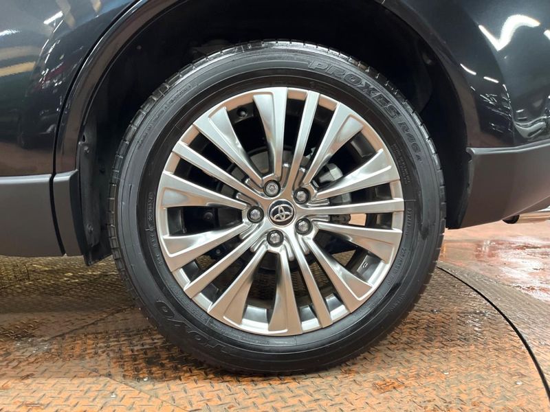 2024 Toyota Harrier Hybrid 6AA-AXUH80 (UW-6aa612e275df9)[10]