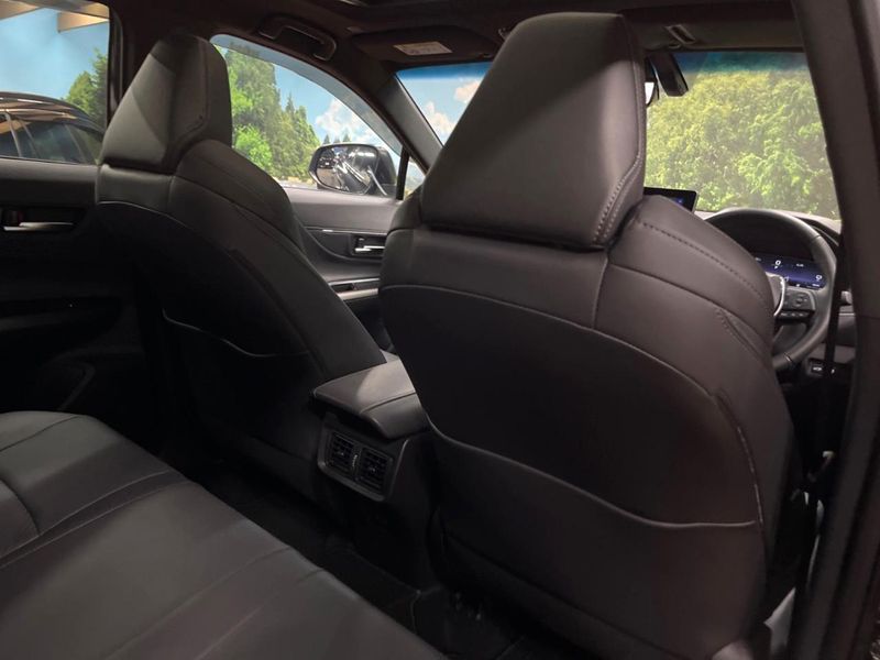 2024 Toyota Harrier Hybrid 6AA-AXUH80 (UW-6aa612e275df9)[20]