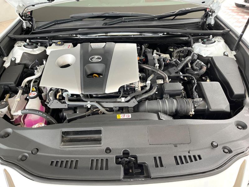 2021 Lexus ES 6AA-AXZH11 (UW-6aa612eaefbd0)[13]
