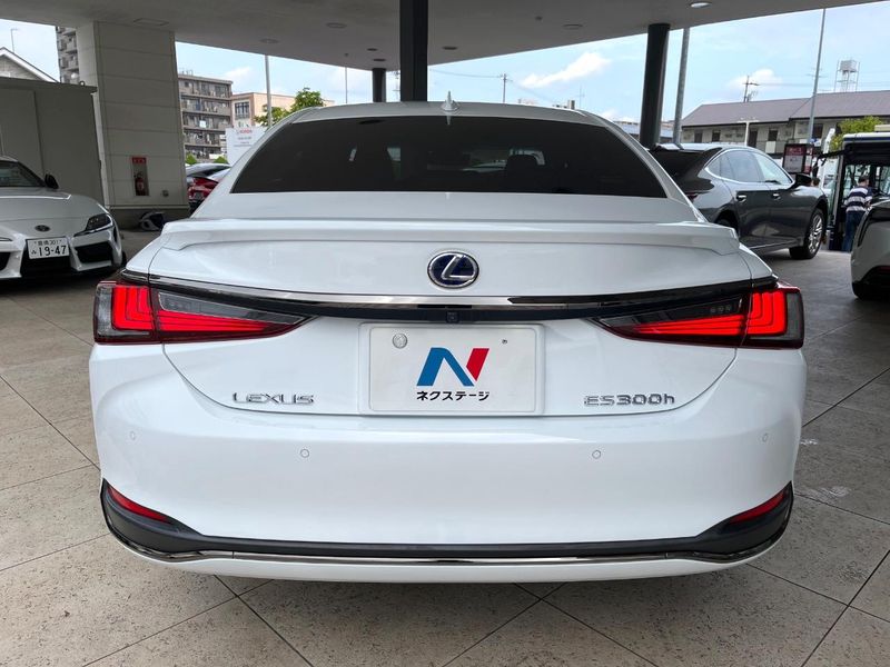 2021 Lexus ES 6AA-AXZH11 (UW-6aa612eaefbd0)[23]