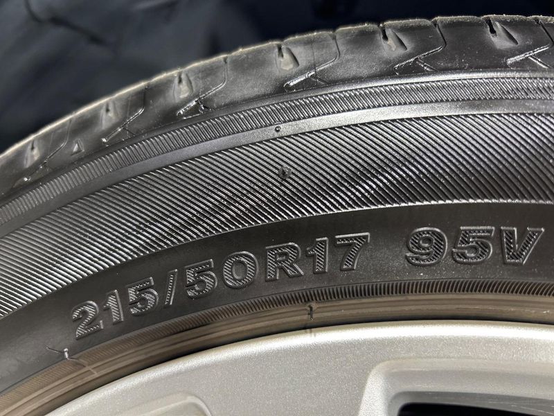 2013 Subaru Legacy B4 DBA-BMM (UW-6aa61335f31f1)[18]