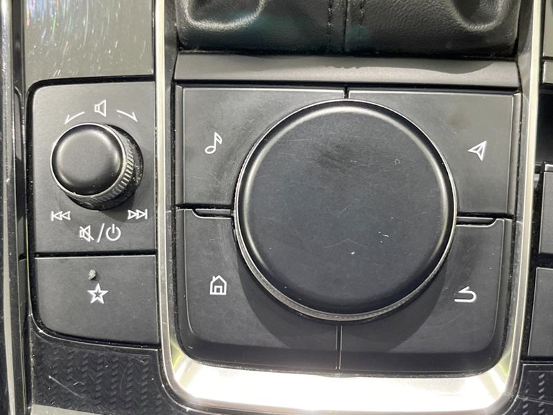 2021 Mazda CX-30 5BA-DMEP (UW-6aa6135cb739c)[26]
