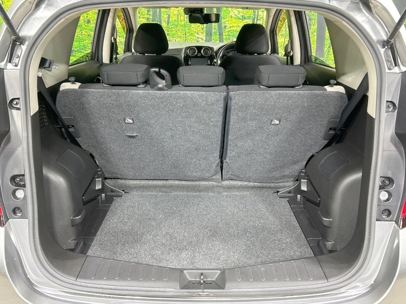 2017 Nissan Note DBA-E12 (UW-6aa613644dd5a)[27]
