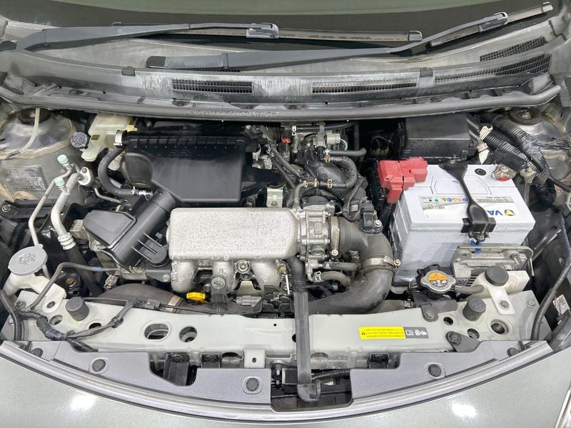 2017 Nissan Note DBA-E12 (UW-6aa613644dd5a)[4]