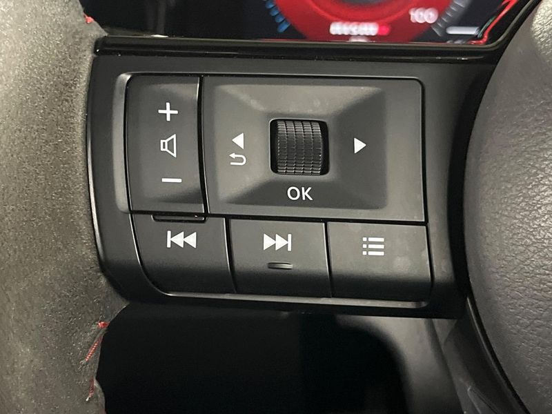 2023 Nissan Aura 6AA-FE13 (UW-6aa6136f3d26d)[14]