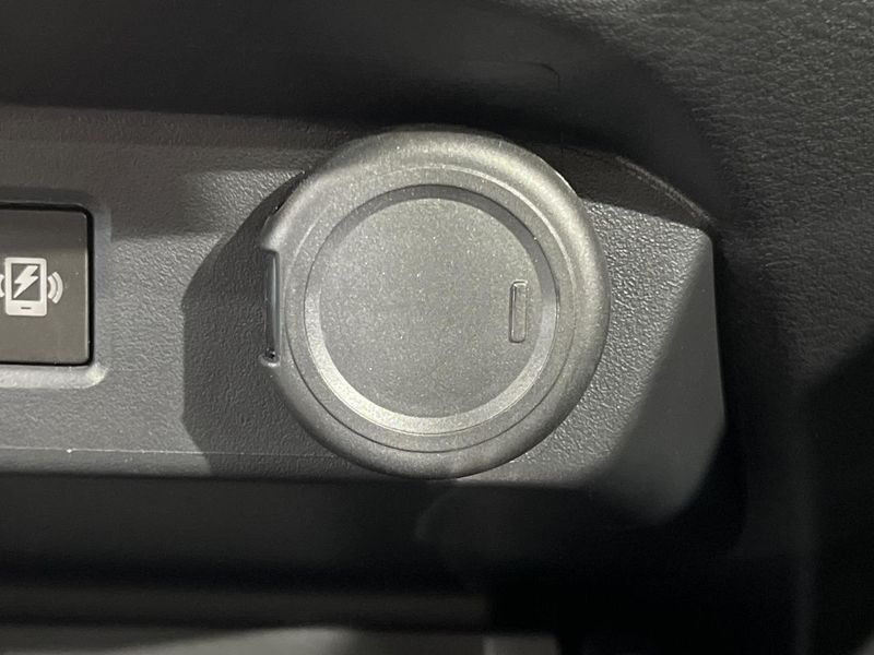2023 Nissan Aura 6AA-FE13 (UW-6aa6136f3d26d)[19]