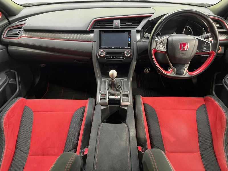 2018 Honda Civic DBA-FK8 (UW-6aa6137405d13)[24]