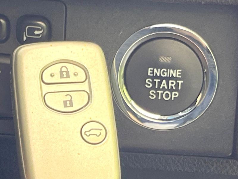 2015 Toyota Land Cruiser Prado LDA-GDJ150W (UW-6aa613846b247)[18]