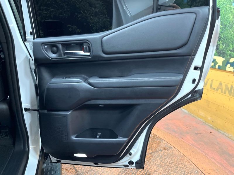 2024 Toyota Land Cruiser 250 3DA-GDJ250W (UW-6aa613877472b)[19]