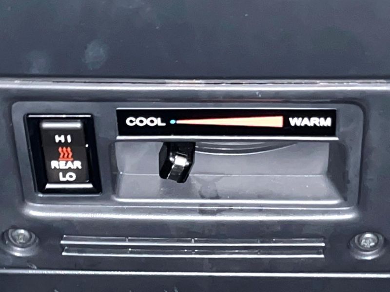 2024 Toyota Land Cruiser 70 3DA-GDJ76W (UW-6aa61387a6b90)[18]