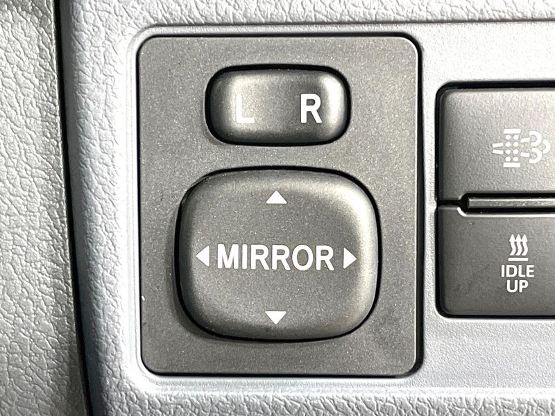 2024 Toyota Land Cruiser 70 3DA-GDJ76W (UW-6aa61387d6c1f)[12]