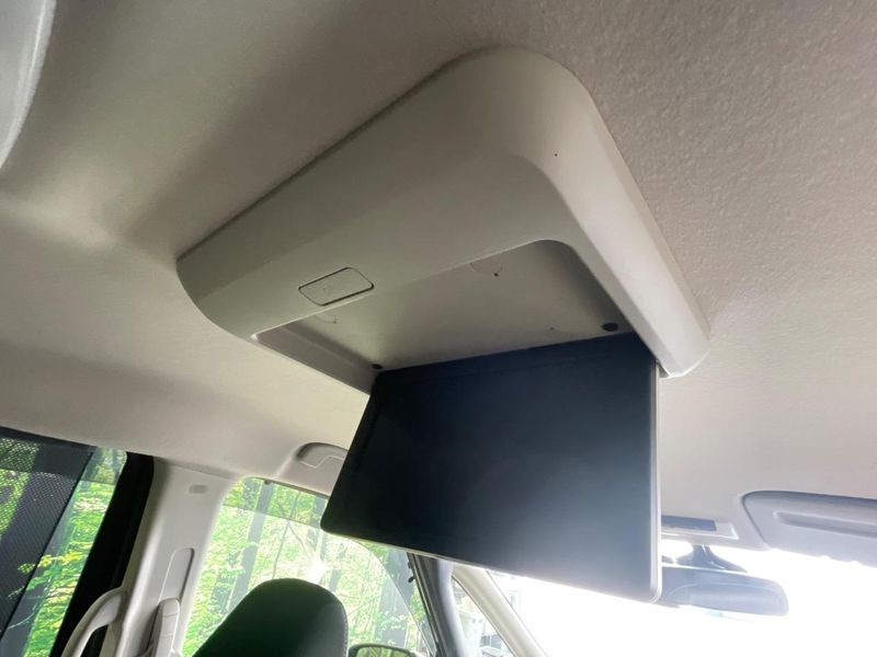2016 Nissan Serena DAA-GFC27 (UW-6aa6138b17bd4)[26]
