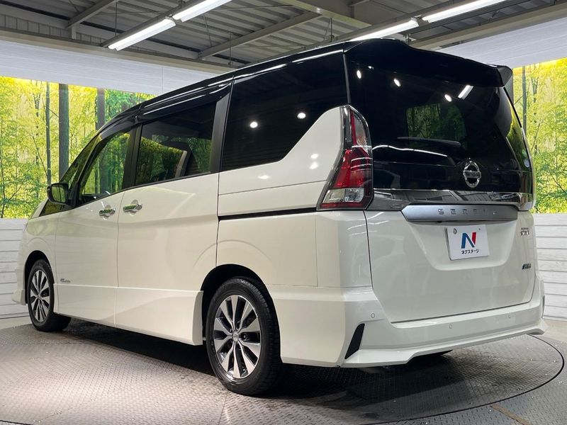 2017 Nissan Serena DAA-GFC27 (UW-6aa6138c575f7)[17]