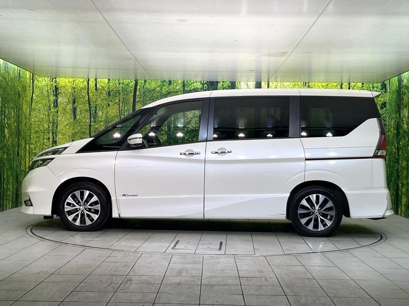 2017 Nissan Serena DAA-GFC27 (UW-6aa6138e8499e)[15]