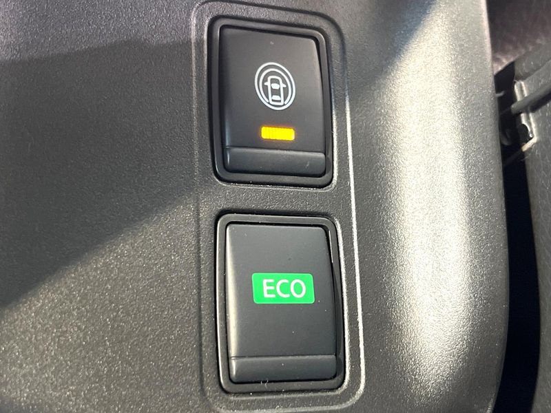 2020 Nissan Serena DAA-GFC27 (UW-6aa6139654aaa)[28]