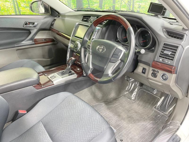 2011 Toyota Mark X DBA-GRX135 (UW-6aa613b41478f)[26]