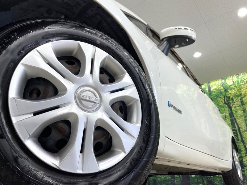 2018 Nissan Note DAA-HE12 (UW-6aa613d55116f)[9]