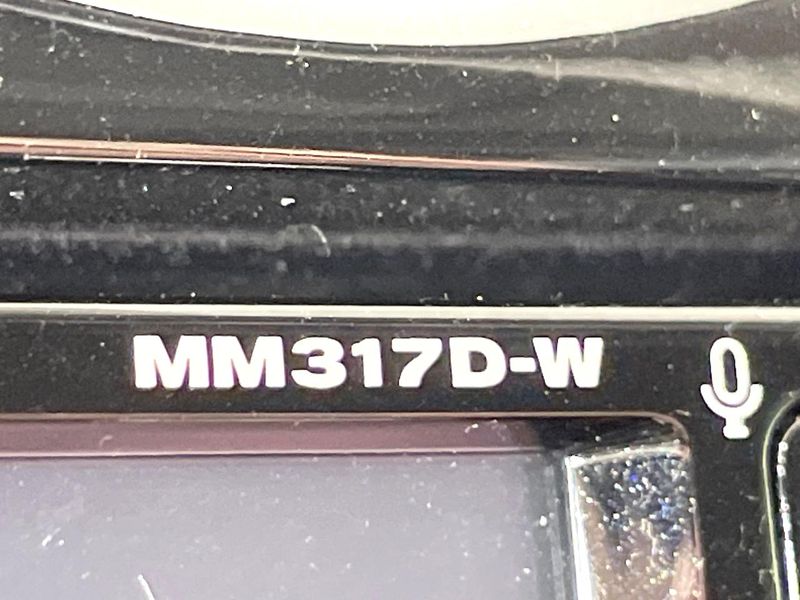 2018 Nissan Note DAA-HE12 (UW-6aa613d55116f)[18]