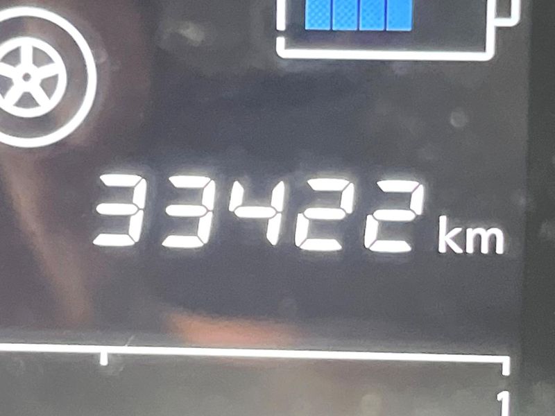 2018 Nissan Note DAA-HE12 (UW-6aa613d5c2f7d)[2]
