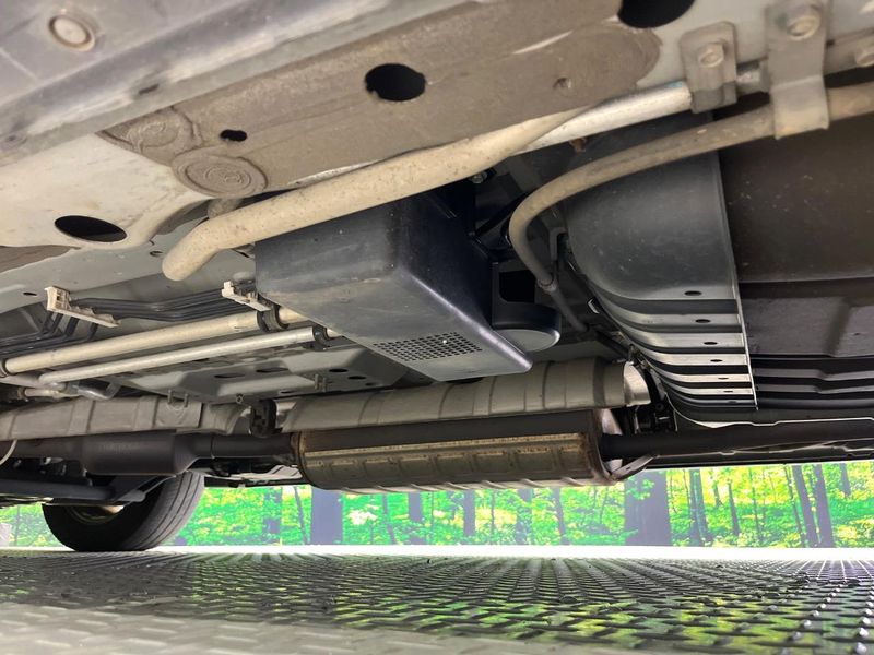 2018 Nissan Serena DAA-HFC27 (UW-6aa613e723c23)[19]