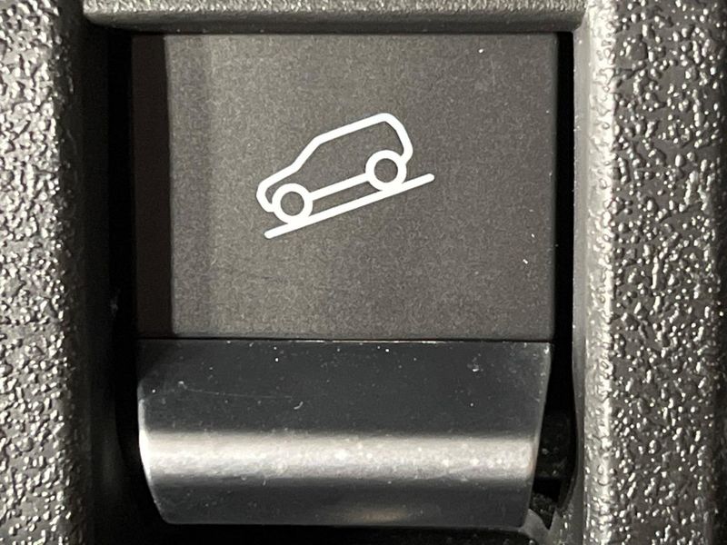 2020 Suzuki Jimny 3BA-JB64W (UW-6aa613f4b0670)[27]
