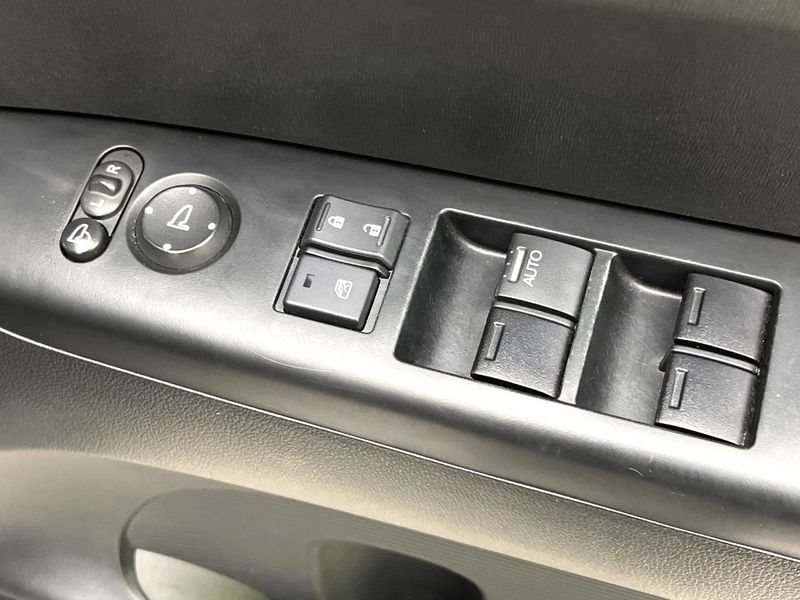 2013 Honda N-BOX DBA-JF1 (UW-6aa6140a4c73c)[6]