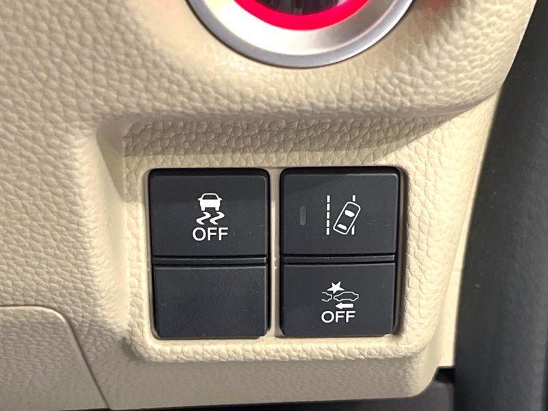 2018 Honda N-BOX DBA-JF3 (UW-6aa6141c55a0a)[20]