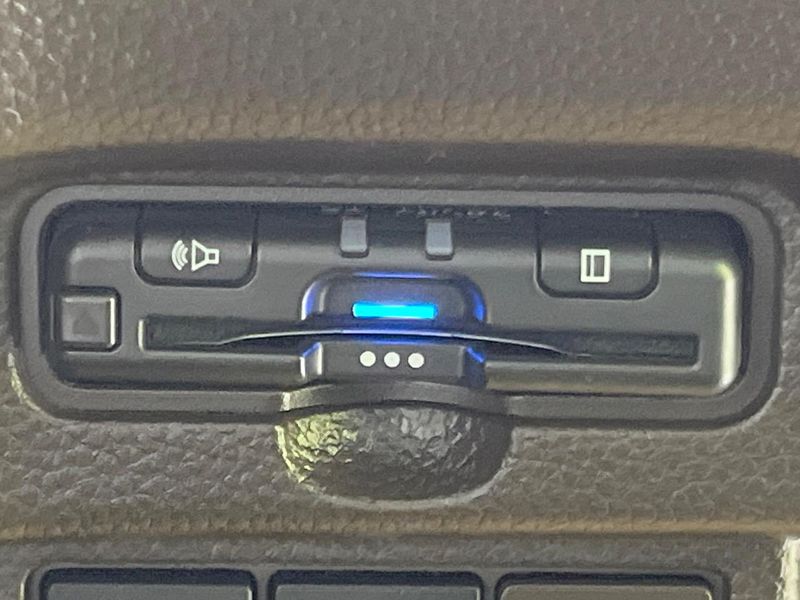 2022 Honda N-BOX 6BA-JF3 (UW-6aa6143560e7b)[17]