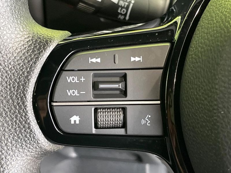 2024 Honda N-BOX CUSTOM 6BA-JF5 (UW-6aa61441dff00)[16]