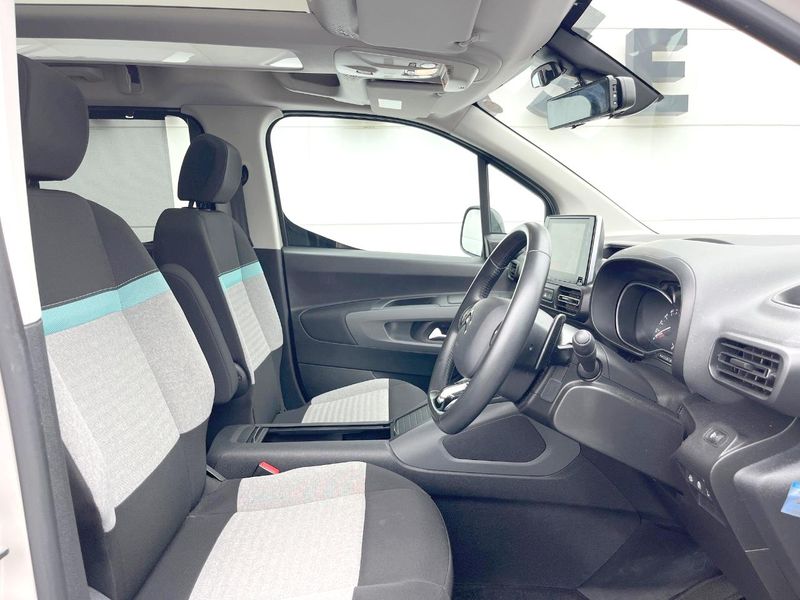 2021 Citroen Berlingo 3DA-K9CYH01 (UW-6aa614680971c)[18]